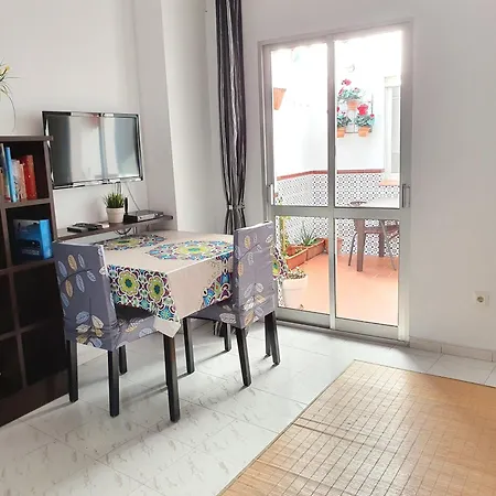 Piso 2 * نيرخا
